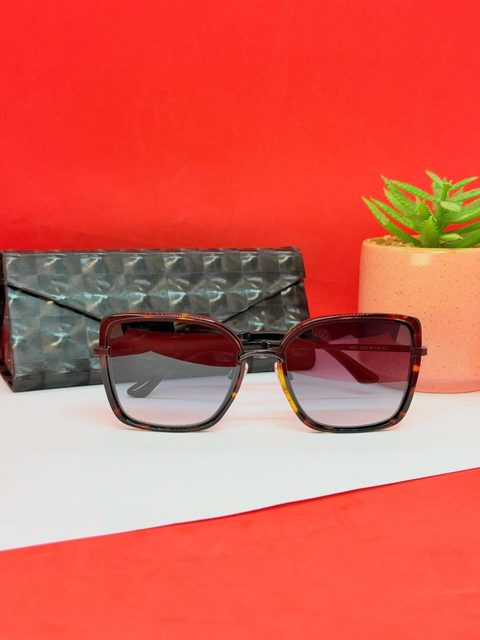 Gafas de sol rectangulares  GS-406
